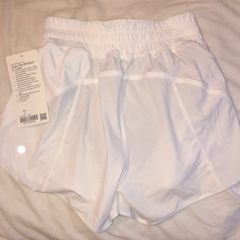 LULULEMON SHORTS